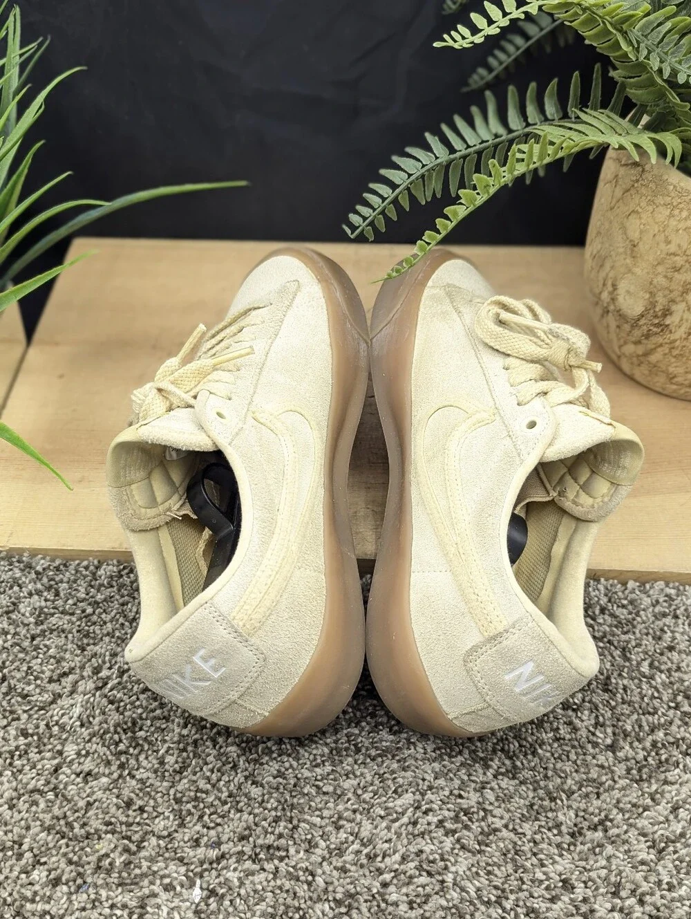 Nike Blazer Low Pro GT Mens Size 7.5 Gum Sole Suede Shoes Women's Size 9